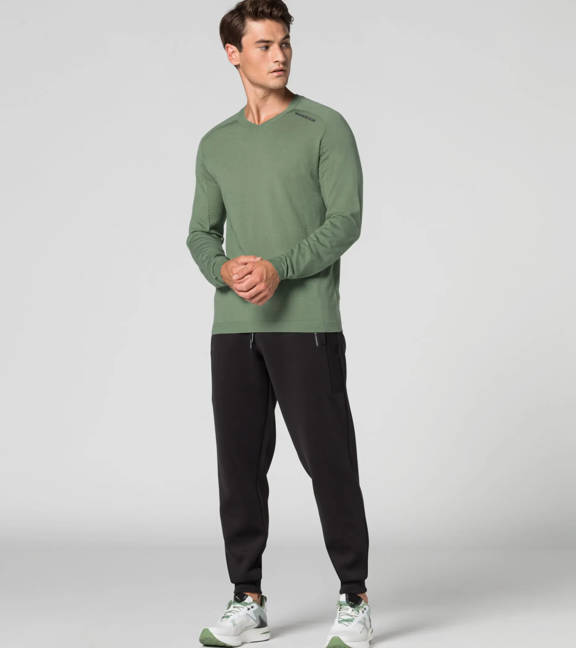 Evoknit® V-Neck Pullover