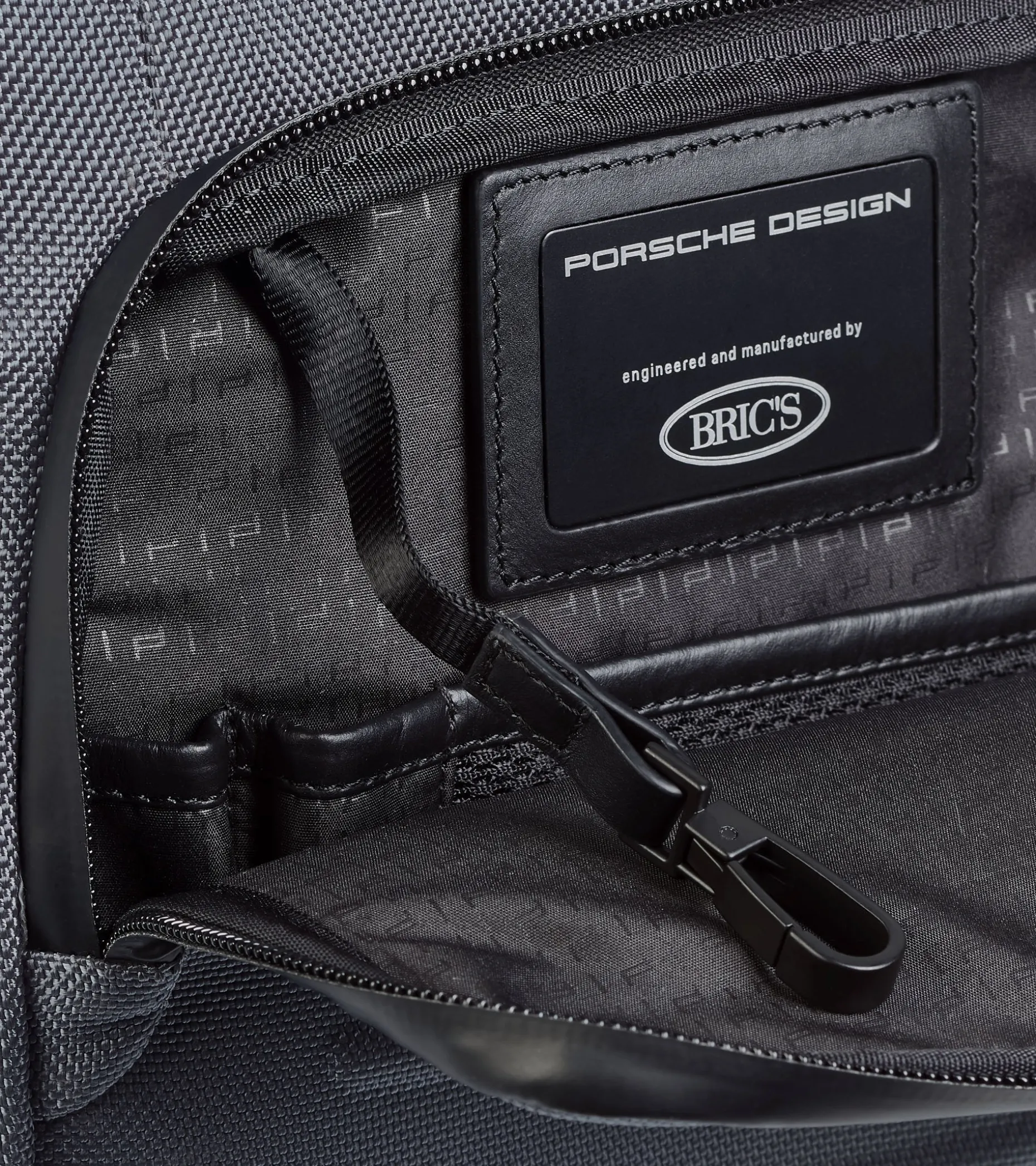 Roadster Pro Shoulderbag S